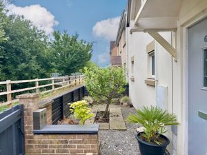 Front garden- click for photo gallery